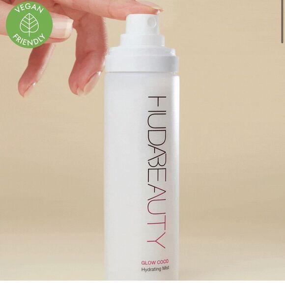 Huda Beauty Glow Coco Hydrating Mist 3 in 1 prime/set/refresh=glowy dewy finish - Picture 2 of 6